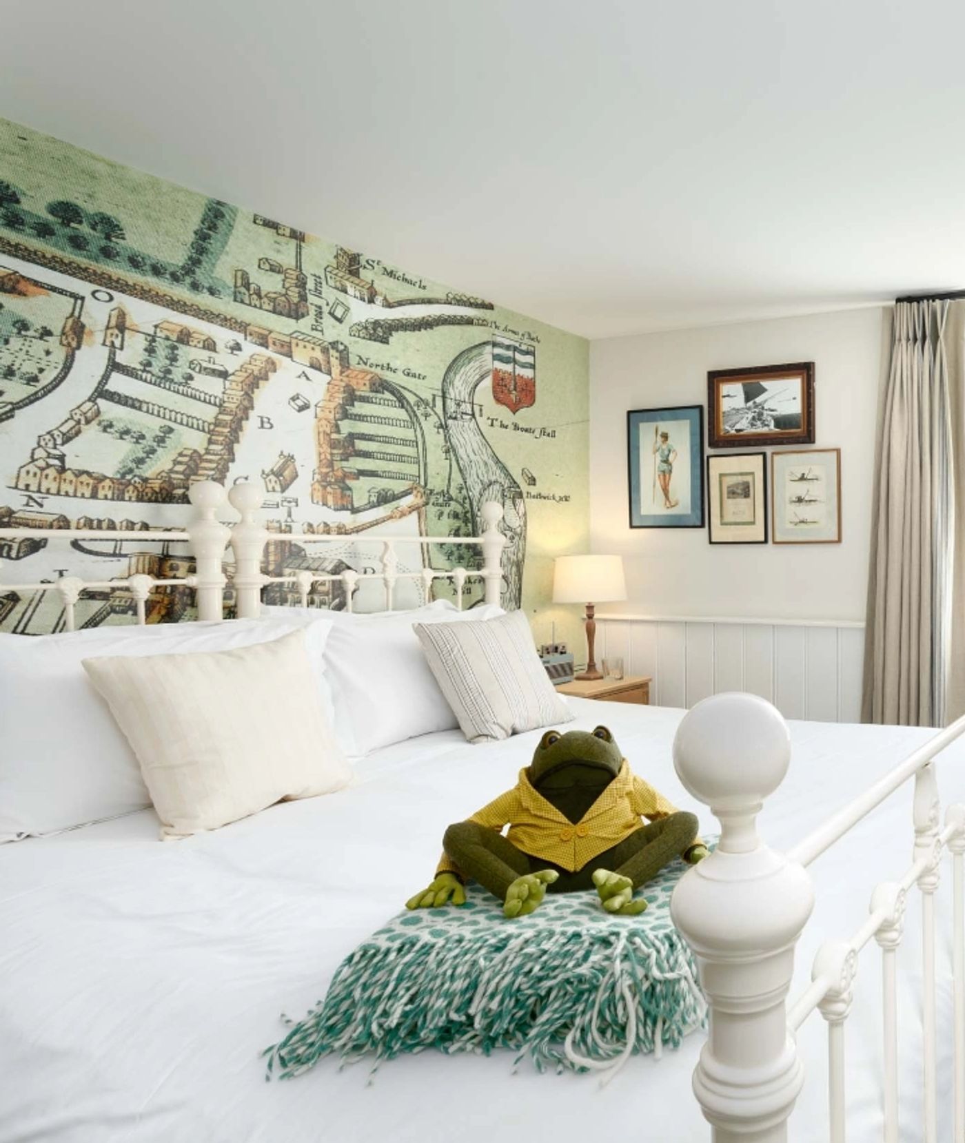 The Boathouse, Bath Country Pub, Restaurant &